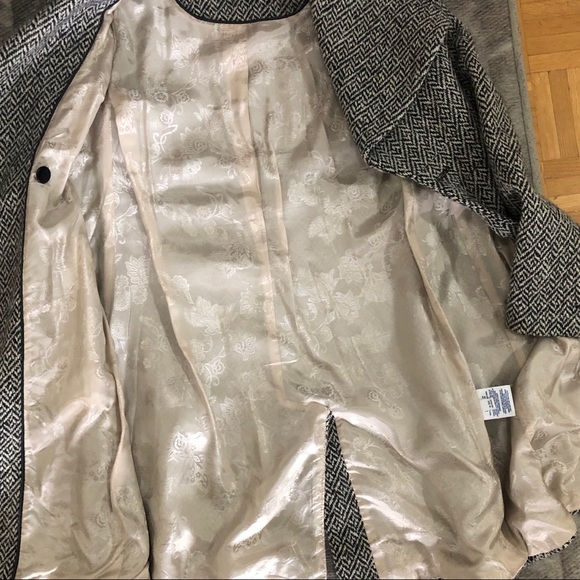 Ted Baker herringbone Coat size 1 Xs/Small - Picture 6 of 7